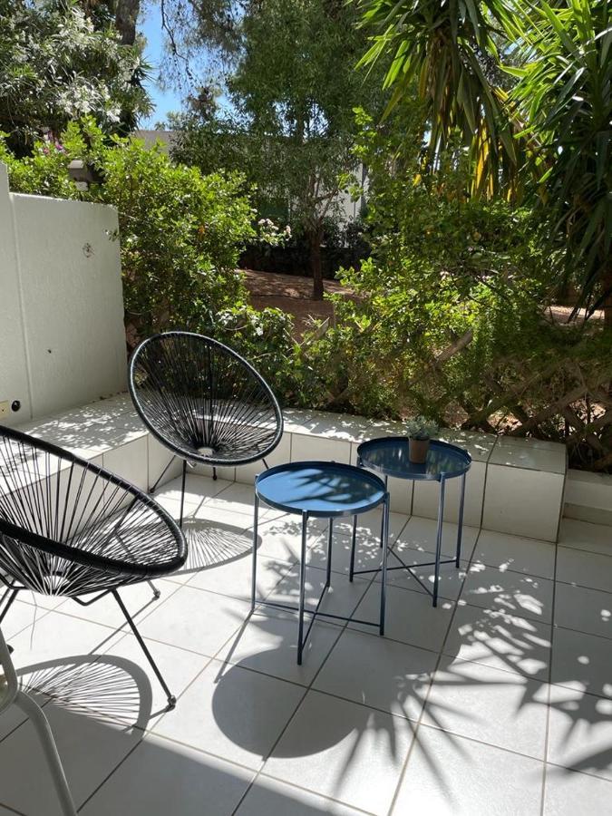 Vouliagmeni'S Secret Garden Near The Sea Atenas Exterior foto